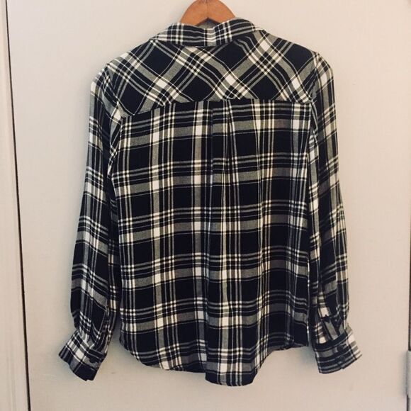 Olive & Oak Plaid Button Down - Picture 5 of 5